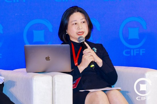 正规炒股配资官网 华东政法大学李文莉：上海推动自贸离岸债发展，有利于推进人民币国际化进程